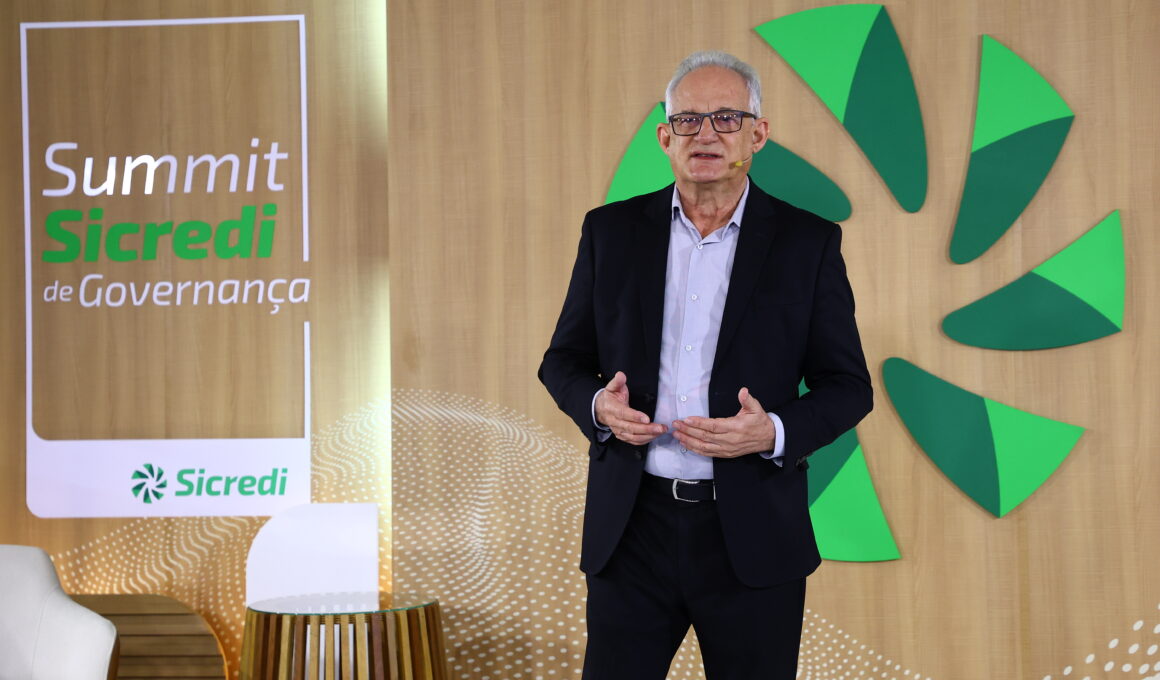 Para Fernando Dall’Agnese, a força da governança está na construção coletiva e no cooperativismo autêntico, com decisões transparentes e cada vez mais participativas Créditos: Divulgação/ Sicredi