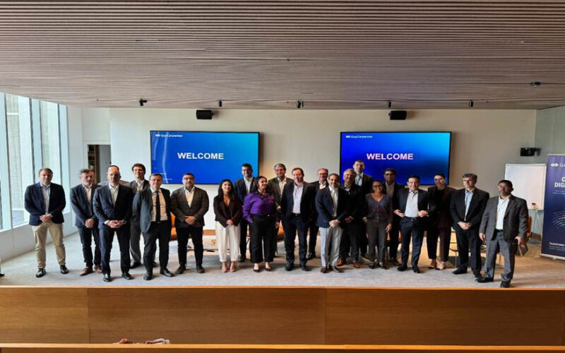 Integrantes da comitiva de representantes das seguradoras em encontro na sede da Guy Carpenter, em Paris / Foto: Divulgação