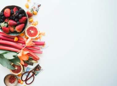 variety of sliced fruits