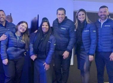 Representantes da Onmed, ESB.Corp e Affiance celebram novo lançamento da operadora / Foto: Divulgação