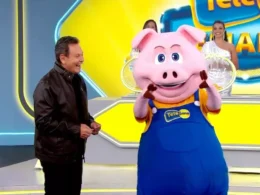 Luiz Ricardo e mascote da Tele Sena, Título de Capitalização da Liderança Capitalização, uma empresa do Grupo Silvio Santos / Reprodução / SBT