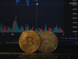 Bitcoin ultrapassa US$ 123 mil e reforça sua posição como "novo ouro digital" em meio à incerteza global / Foto: Pierre Borthiry - Peiobty / Unsplash