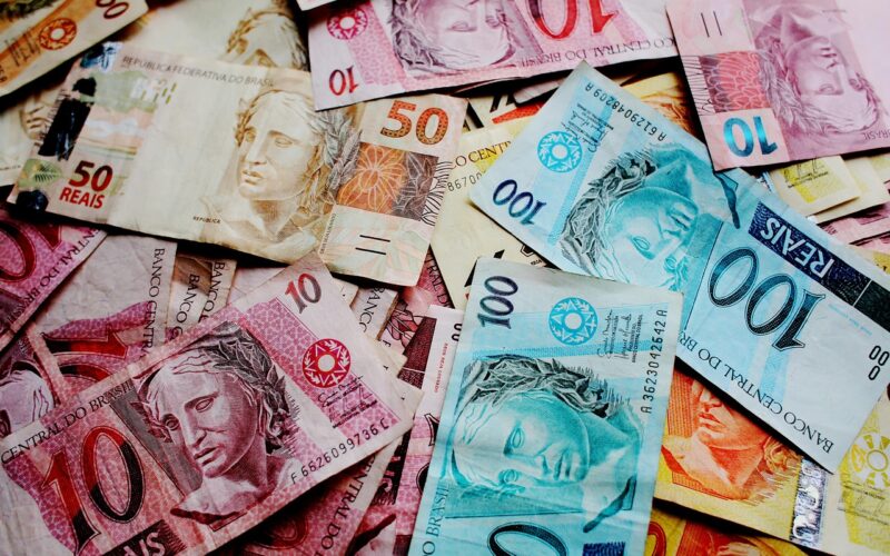 ballots, money, real, note, brazilian currency, brazil, fifty reals, currency, income, wage, finances, brazilian reais, one hundred reais, ten reais, money image, money picture, five reais