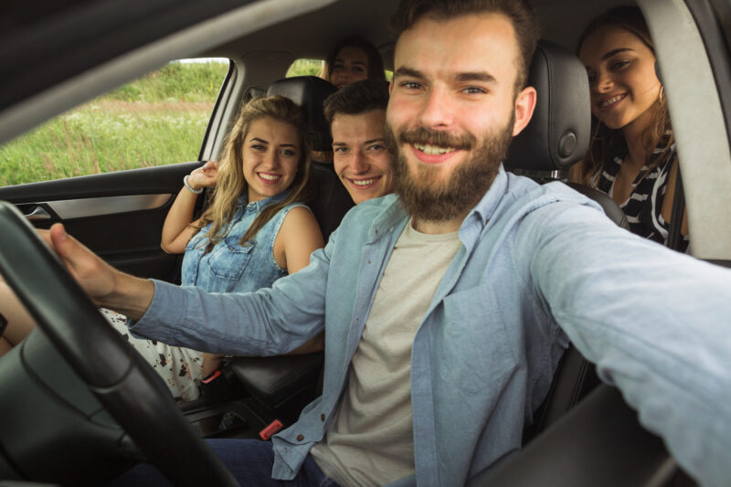 Dia dos Pais: a importância da assistência auto para quem está sempre ao volante / Foto: Freepik