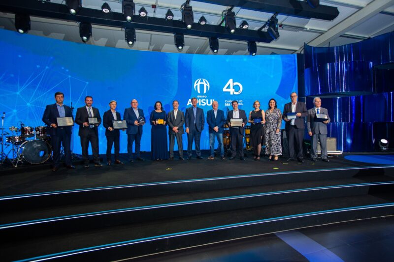 Grupo Apisul reúne autoridades do Transporte e Logística em evento de 40 anos / Foto: Divulgação