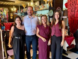 Diretores da Junto Seguros e a CEO da RM7 Seguros, Rosane Mota / Foto: Divulgação