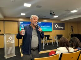 Paulo Artaxo, professor do Instituto de Física da USP e um dos principais especialistas em mudanças climáticas do Brasil / Foto: Universo do Seguro