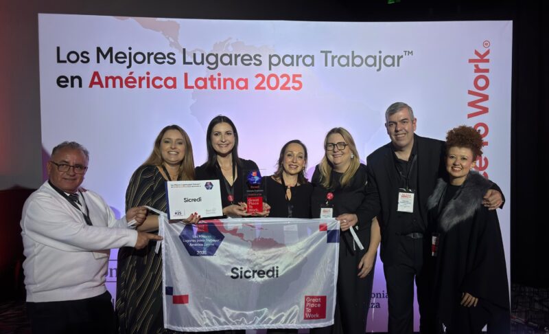 Cerimônia de premiação foi realizada na noite do dia 21 de agosto, em Buenos Aires, na Argentina, reunindo organizações de toda a América Latina Créditos: Divulgação/Sicredi