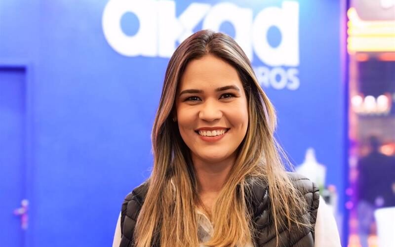 Yasmim Arriscado, coordenadora de D&O da Akad / Foto: Divulgação