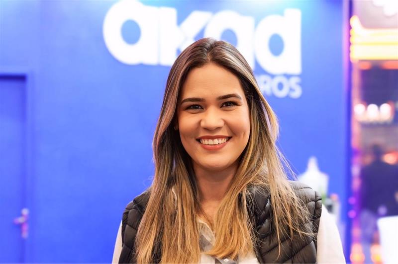 Yasmim Arriscado, coordenadora de D&O da Akad / Foto: Divulgação