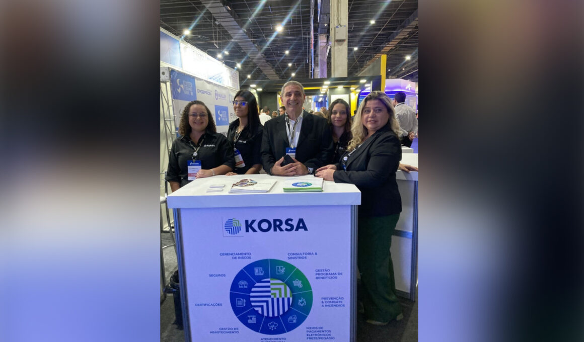 Equipe da Korsa durante a Navalshore 2025