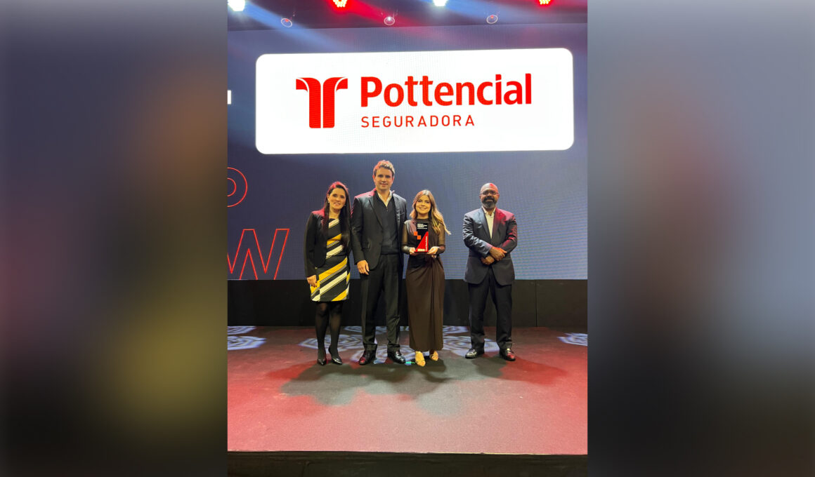 Carlos Ferreira Quick e Mariana Dória no evento GPTW - Créditos - Pottencial Seguradora
