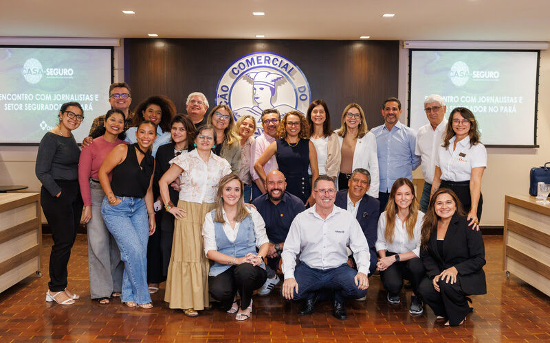 Representantes do setor segurador, da comunicação e da imprensa que atuam em Belém (PA) / Foto: Divulgação