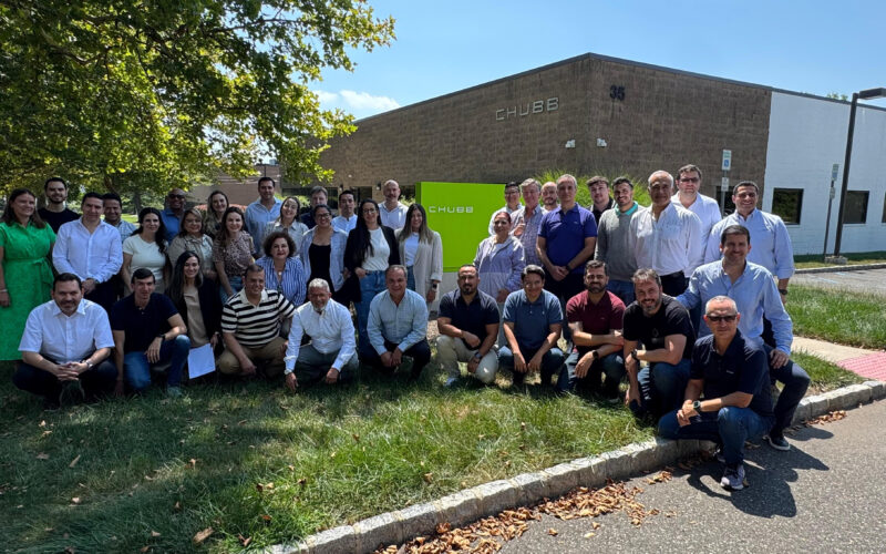 Grupo que viajou para o Centro de Risco de Engenharia da Chubb Seguros em Nova Jersey, Estados Unidos / Foto: Chubb / Divulgação