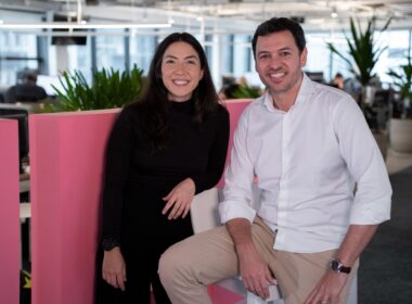 Camila Kataguiri e Igor Mascarenhas, co-CEO e CEO da Pier, respectivamente / Foto: Rafael Merino / Divulgação