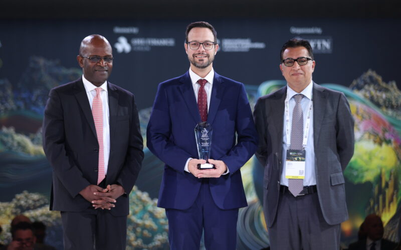 Prêmio foi entregue no dia 15 de setembro, durante a conferência anual do SME Finance Forum, em Joanesburgo, na África do Sul Créditos: Divulgação/Sicredi