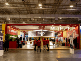 Ator Cássio Reis conduzirá edição especial do podcast ‘Estúdio MAPFRE’ diretamente do estande da companhia. Espaço contará com exibição da taça CONMEBOL Libertadores