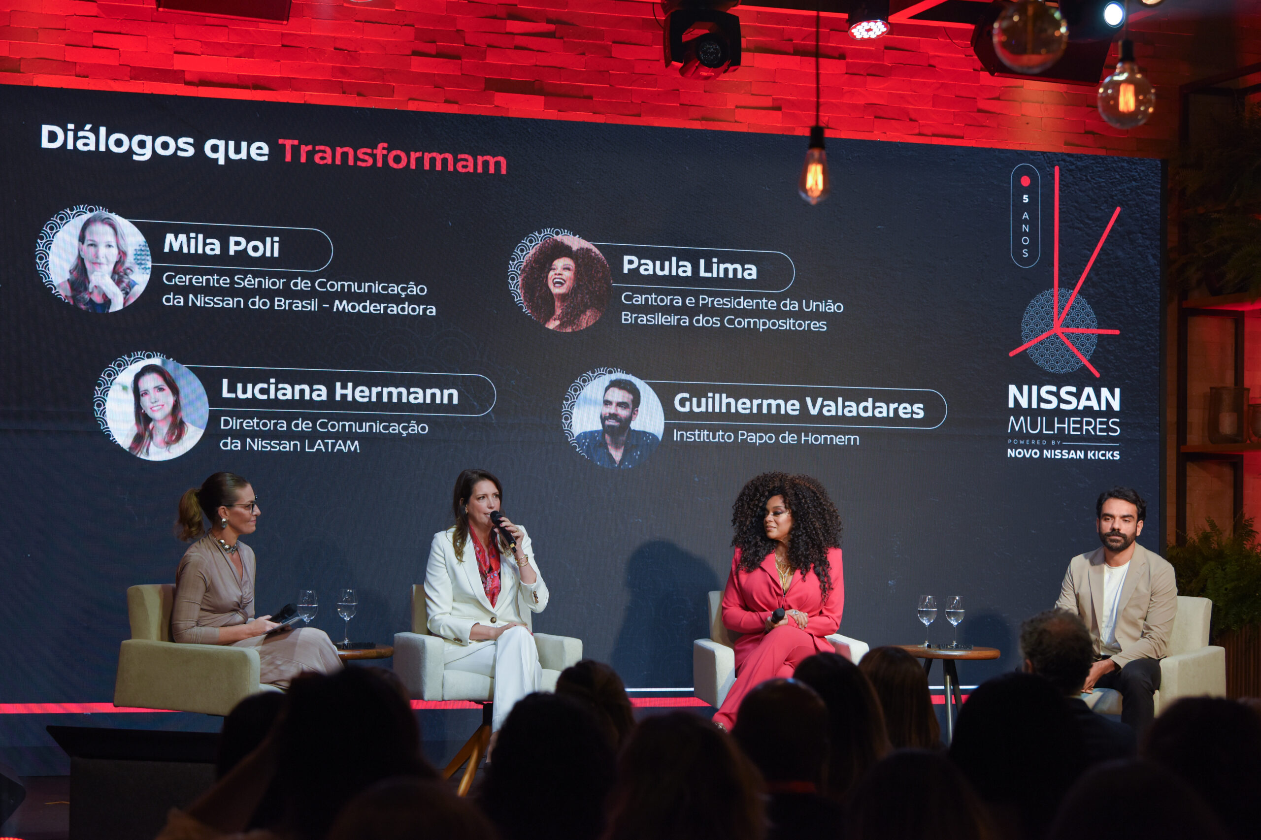 Nissan Mulheres 2025 em painel com Mila Poli, Luciana Hermann, Paula Lima e Guilherme ValadaresMurilo Góes/Divulgação