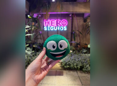 Hero Seguros é finalista do Prêmio Reclame AQUI 2025 e única do setor com o selo RA1000 / Foto: Divulgação