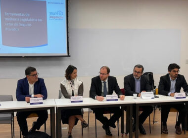 Representantes da CNseg, FGV e Susep debatem regulação em encontro na capital federal. Foto: Divulgação