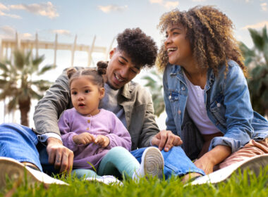 Do cofrinho à previdência: uma nova forma de investir no futuro das crianças / Foto: Freepik