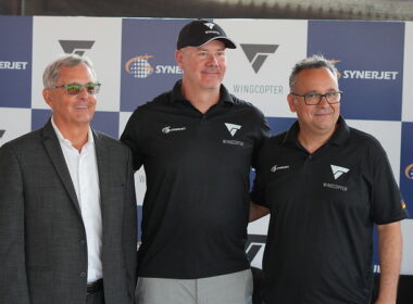 abio Rebello, CEO da Synerjet, Armando Gessinger, Chief Revenue Officer da Wingcopter, e Augustinho Simões, Director of UAV Operations and Development da Synerjet