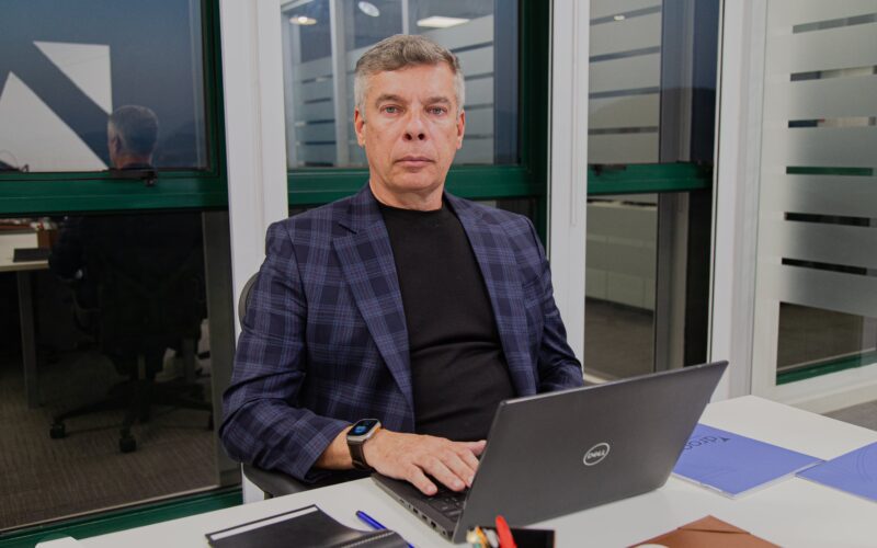 Eduardo Gouvêa, fundador e presidente do Conselho Deliberativo da Droom Investimentos. Crédito da imagem: DIVULGAÇÃO
