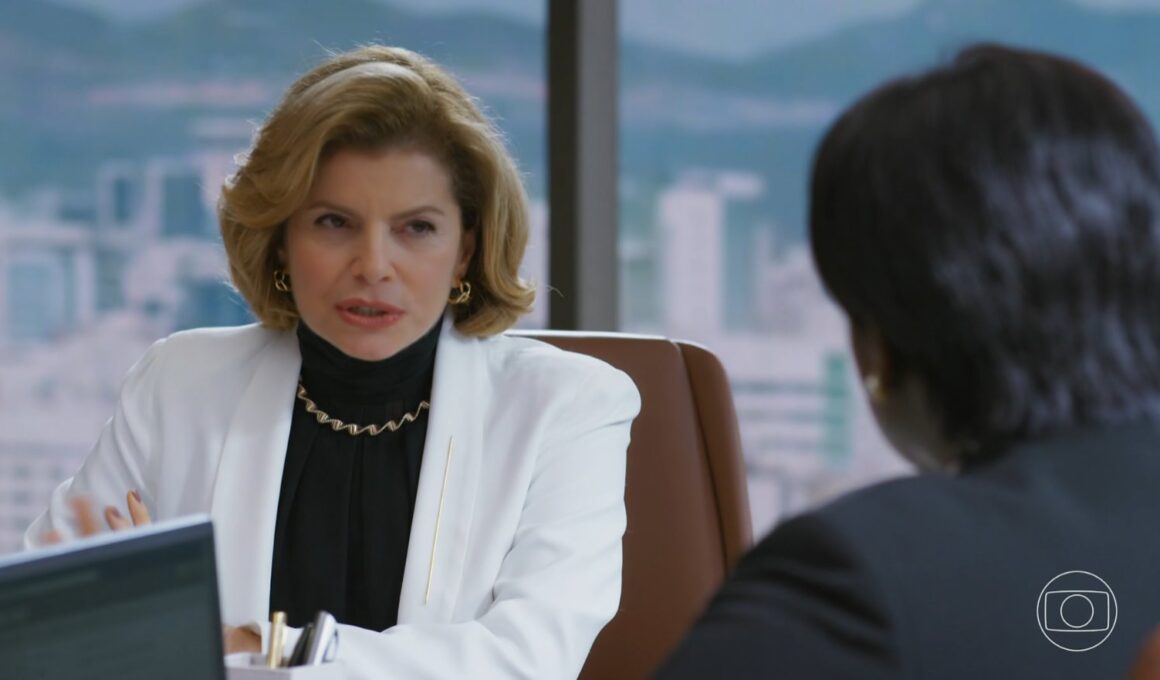 Odete Roitman, interpretada pela atriz Debora Bloch / Reprodução / TV Globo