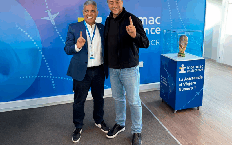 Foto: CEO Global da Intermac, Eduardo Aoki, e o diretor executivo de Seguros da Sabemi, Rodrigo Pecoraro / Divulgação