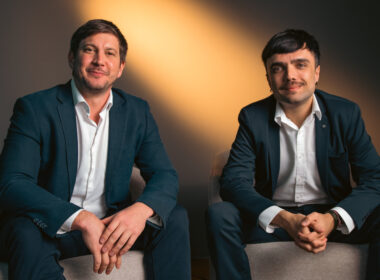 Dr Thomas Martin, cofundador da MeteoIA e PhD em Ciências Atmosféricas, e Dr Gabriel Perez, cofundador da MeteoIA e PhD em Ciências do Clima; 2: Eduardo Galeskas, gerente de ESG da Mitre / Foto: Divulgação