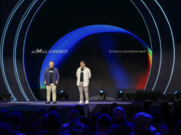 Paulo Guimarães/Pinguim Pictures Diego e Piero Contezini abriram o evento ontem (9), com o lançamento da Flapp Store