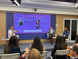 Evento de lançamento do Portal Saude Sem engano - Francisco Balestrin, presidente da FESAÚDE e do SindHops, Carlos Pedrotti - Presidente da SDB e Adriana Ventura - Deputada Federal/ Foto: Divulgação