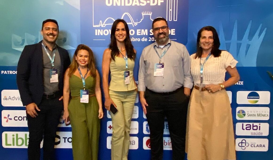 Miguel Nascimento, Deniz Oliveira, Simone Bandeira, Fernando Rocha e Rose Caribe do Grupo Kora Saúde.