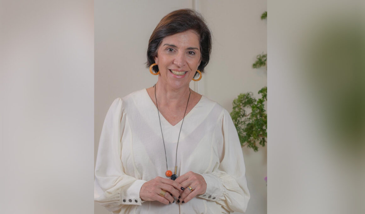 "Quando uma empresa acolhe com respeito, a pessoa sente que pode existir de novo, sem precisar esconder sua dor para continuar sendo produtiva", diz Bia Tartuce, consultora de RH