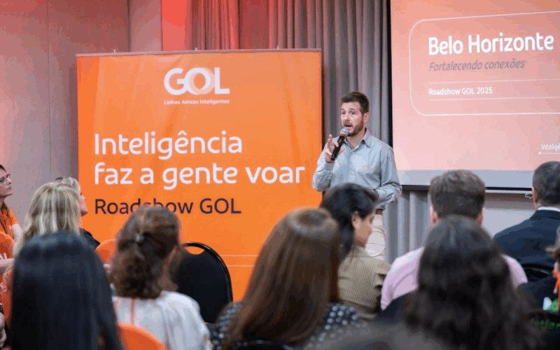 Danillo Barbizan, diretor de Vendas da GOL, durante roadshow em Belo Horizonte (Crédito: Victor Erlacher Espindula/Divulgação GOL)