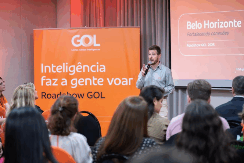 Danillo Barbizan, diretor de Vendas da GOL, durante roadshow em Belo Horizonte (Crédito: Victor Erlacher Espindula/Divulgação GOL)