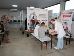 Fundación MAPFRE e RioSP promovem iniciativa de segurança viária para caminhoneiros em Pindamonhangaba durante a Semana Nacional do Trânsito / Foto: Divulgação